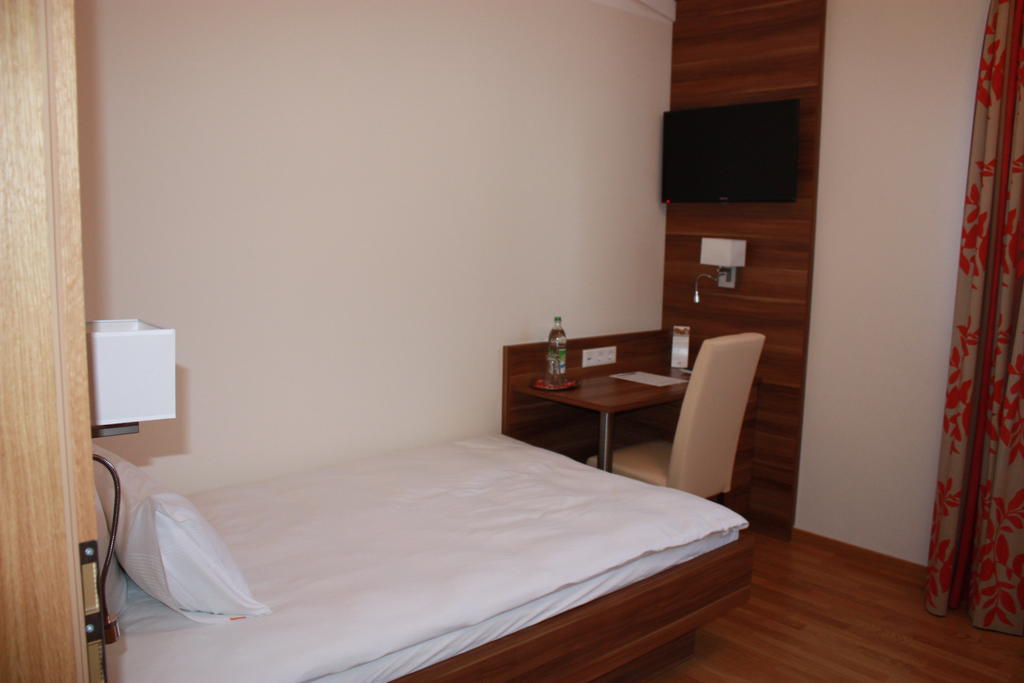 Boarding House Holledau Inn Schweitenkirchen Chambre photo