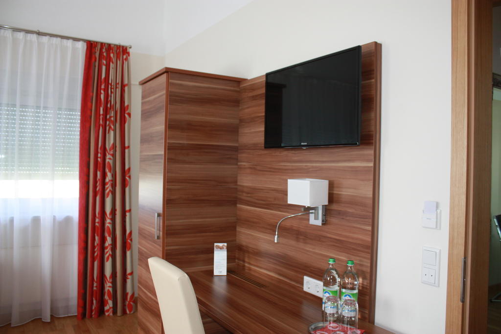 Boarding House Holledau Inn Schweitenkirchen Chambre photo