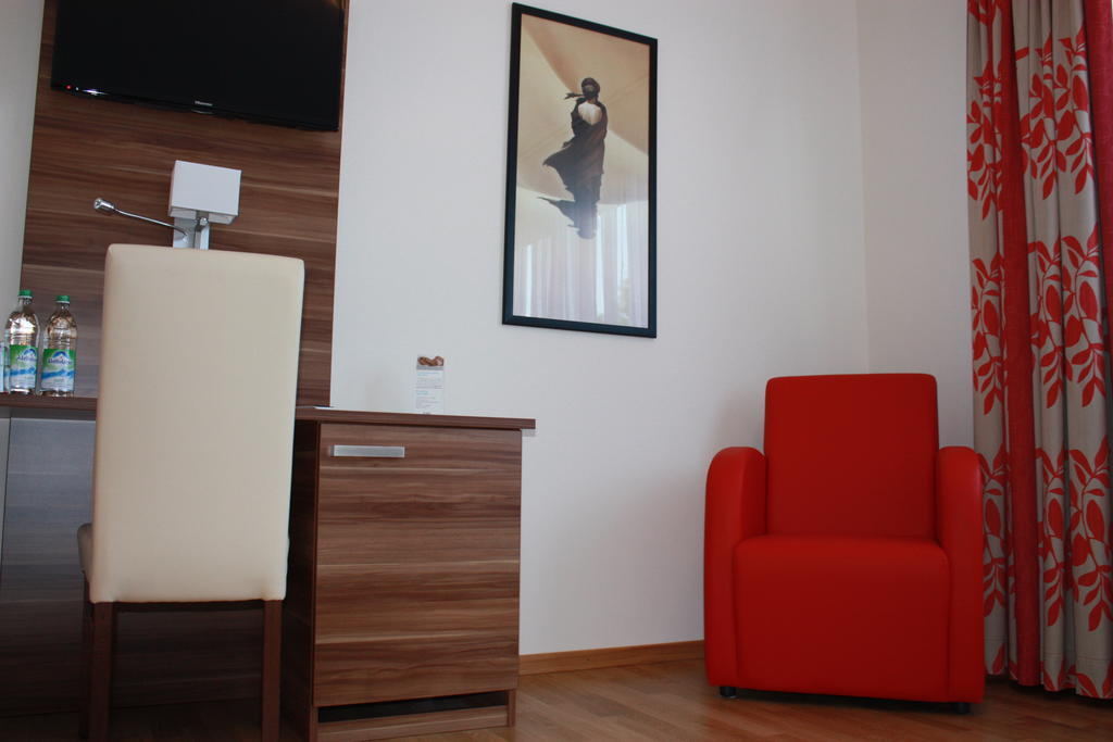 Boarding House Holledau Inn Schweitenkirchen Chambre photo