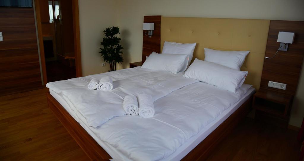 Boarding House Holledau Inn Schweitenkirchen Chambre photo